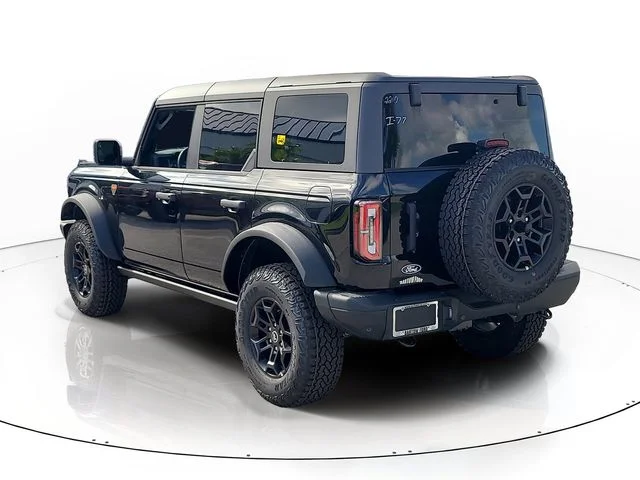 New 2026 Shadow Black Ford Badlands image 7