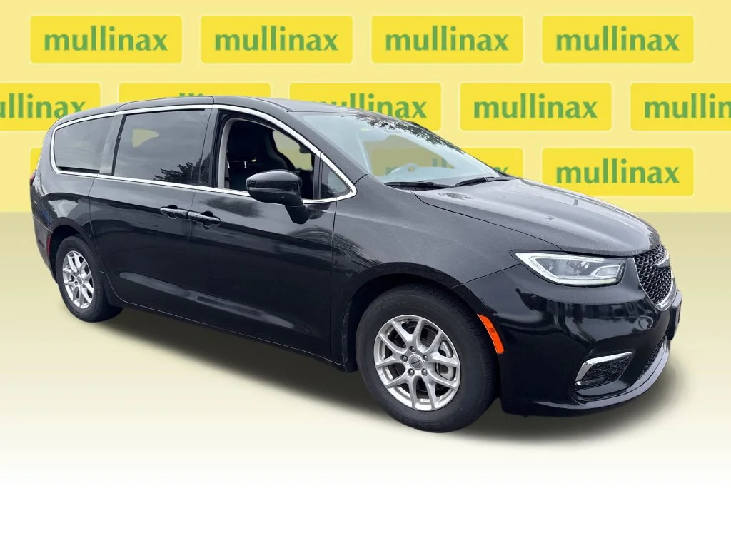 Certified Used 2023 Black Chrysler Touring L image 1