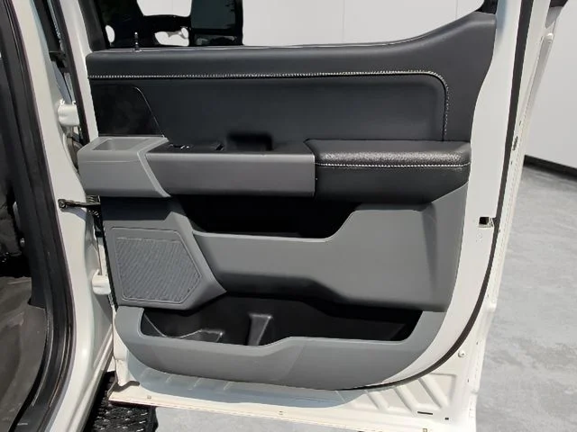 Used 2023 White Ford XLT image 40