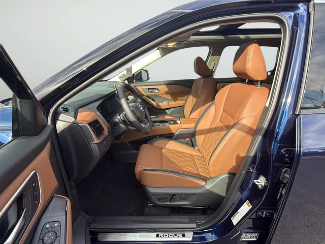 New 2026 Deep Ocean Blue Pearl Nissan Platinum image 10