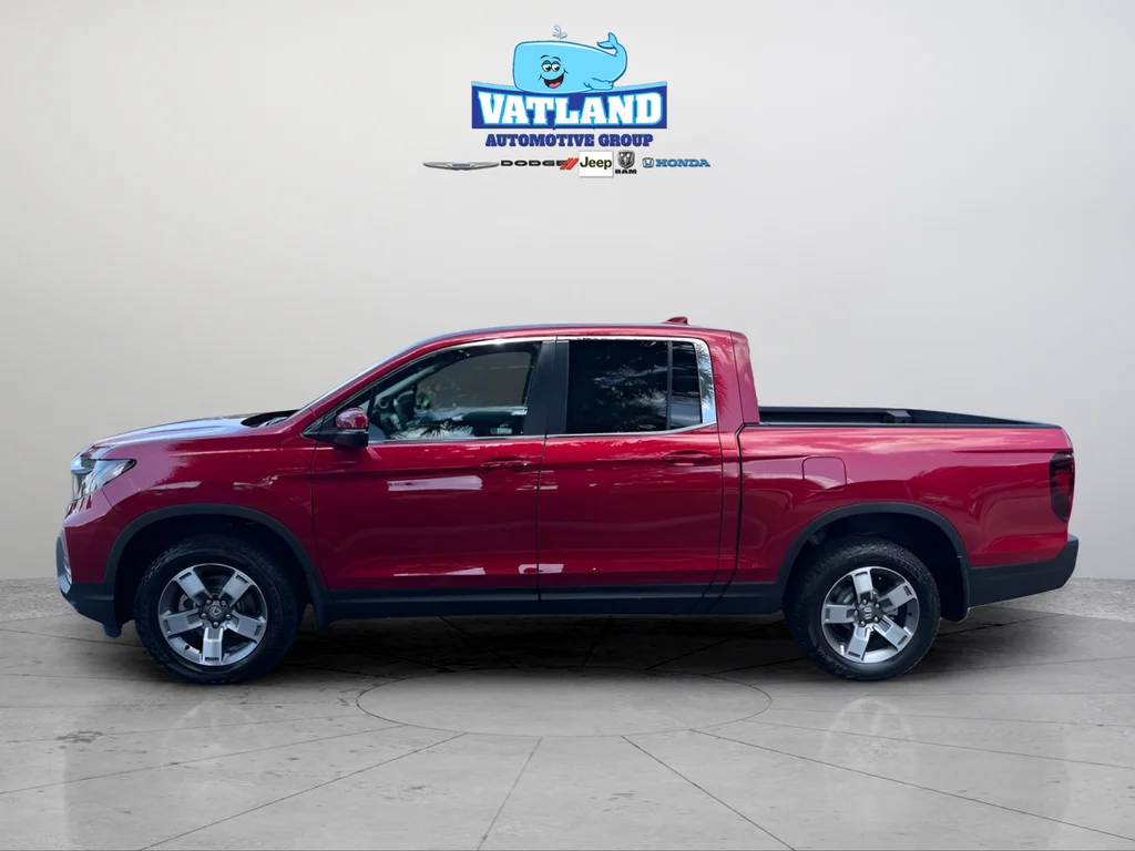 New 2026 Radiant Red Metallic II Honda RTL image 2