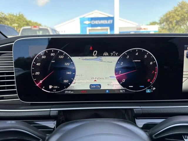 Used 2026 Blue Mercedes-Benz 4MATIC® image 32