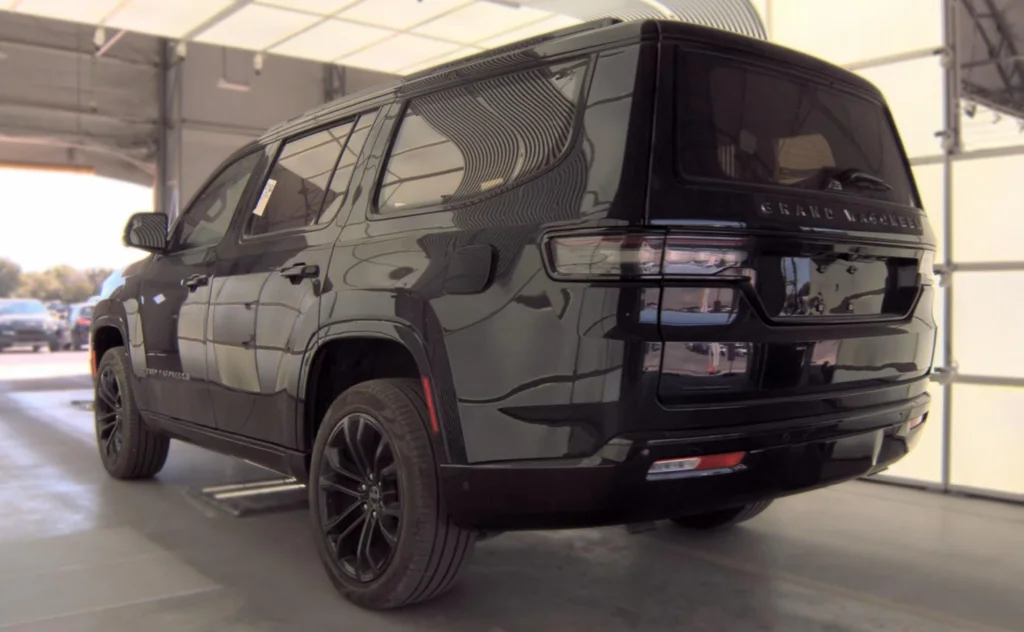 Used 2023 Black Jeep Series III image 9