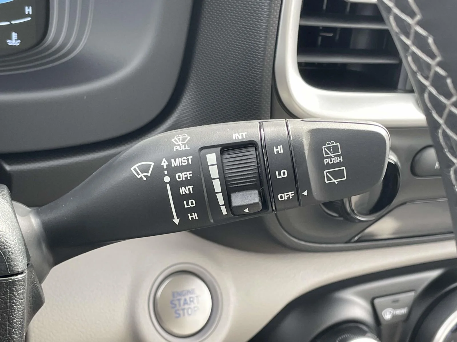 Used 2026 Lunar White Hyundai SEL image 13