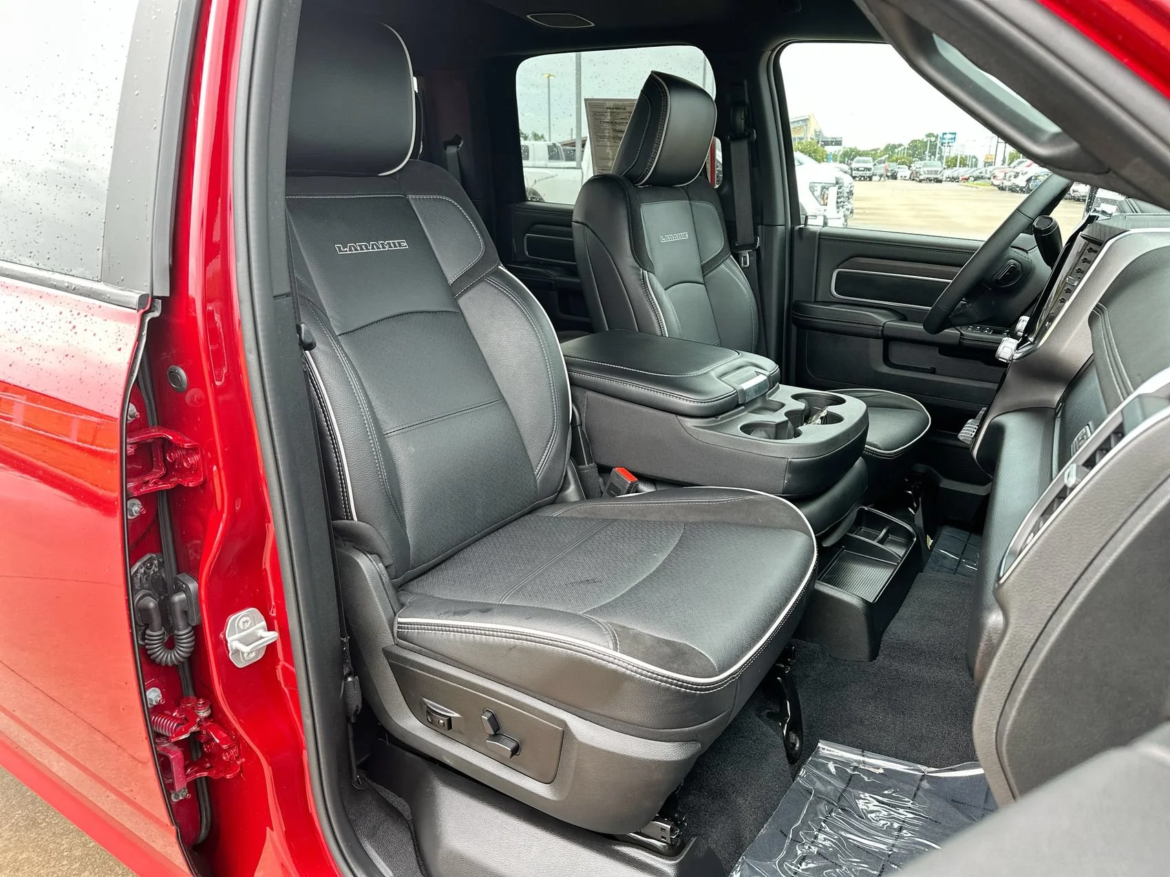 Used 2026 Molten Red Pearlcoat Ram Laramie image 24