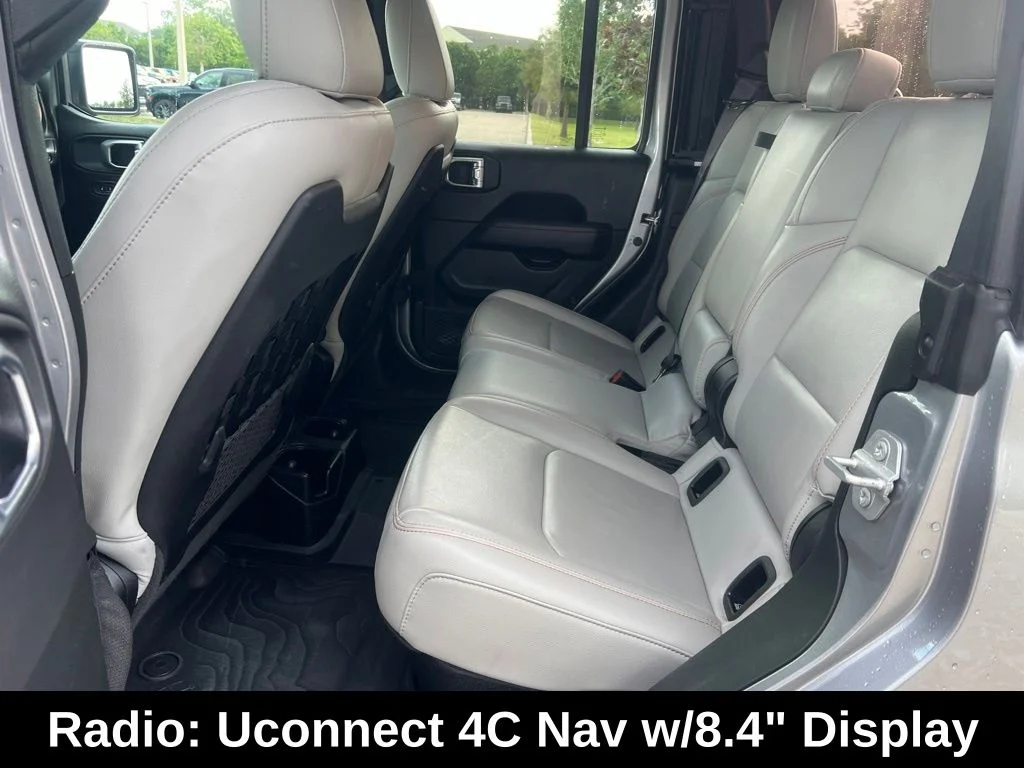 Used 2021 Silver Jeep Mojave image 16
