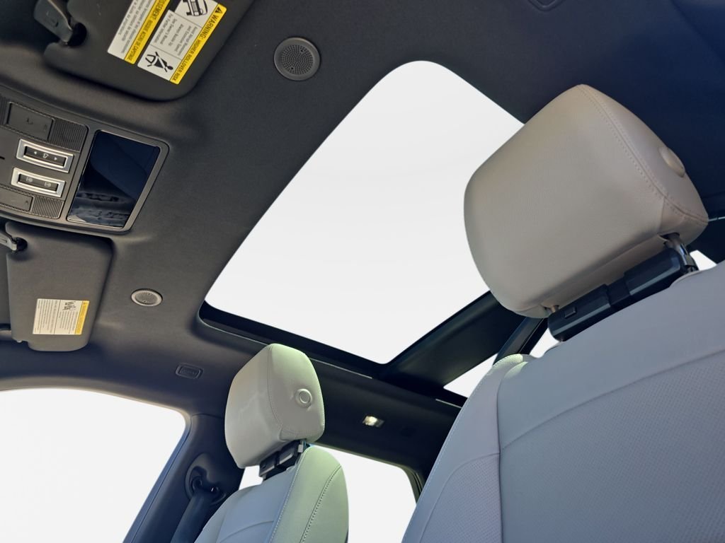New 2026 Santorini Black LAND ROVER S image 31