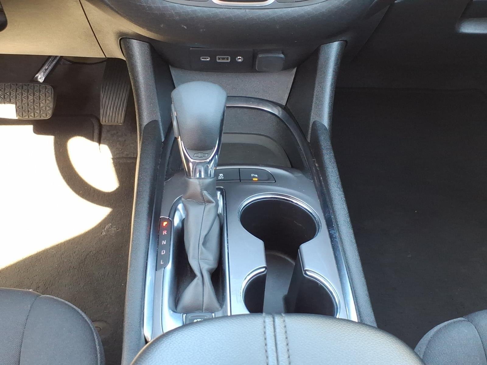 Used 2025 Night Shade Metallic Chevrolet LT image 23