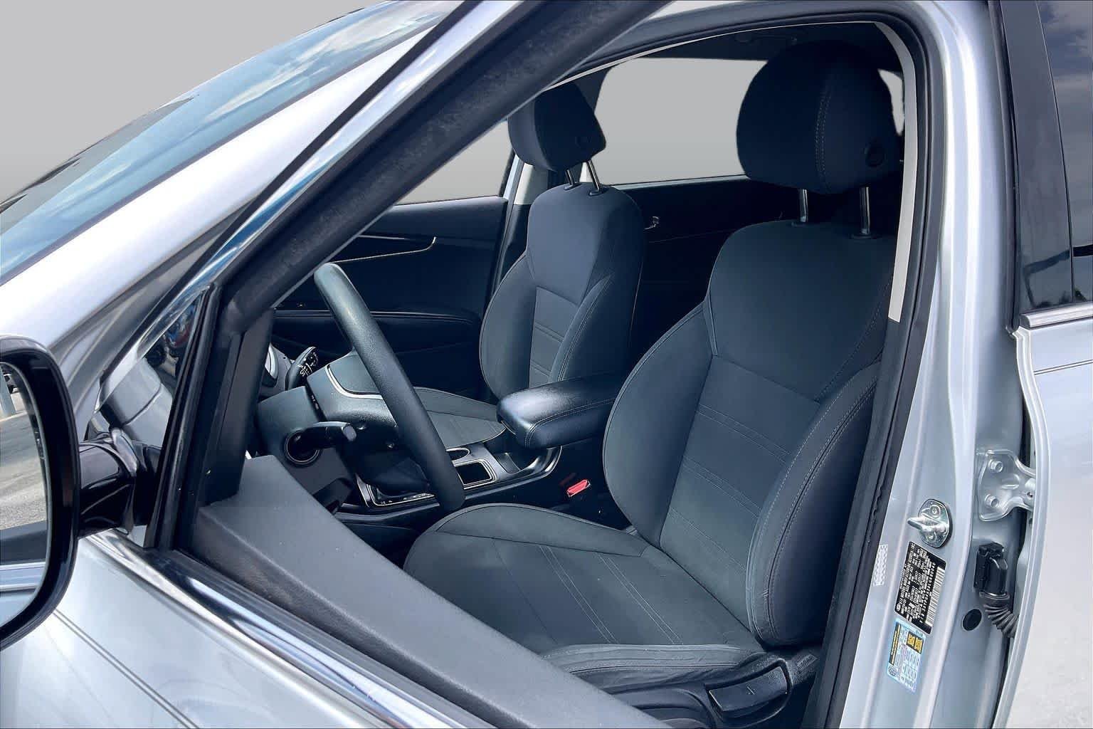 Pre-Owned 2020 Kia Sorento LX