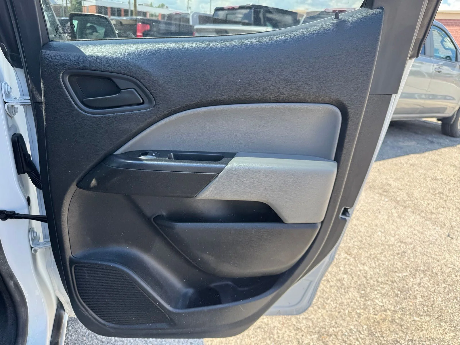Used 2020 White Chevrolet Work Truck image 28