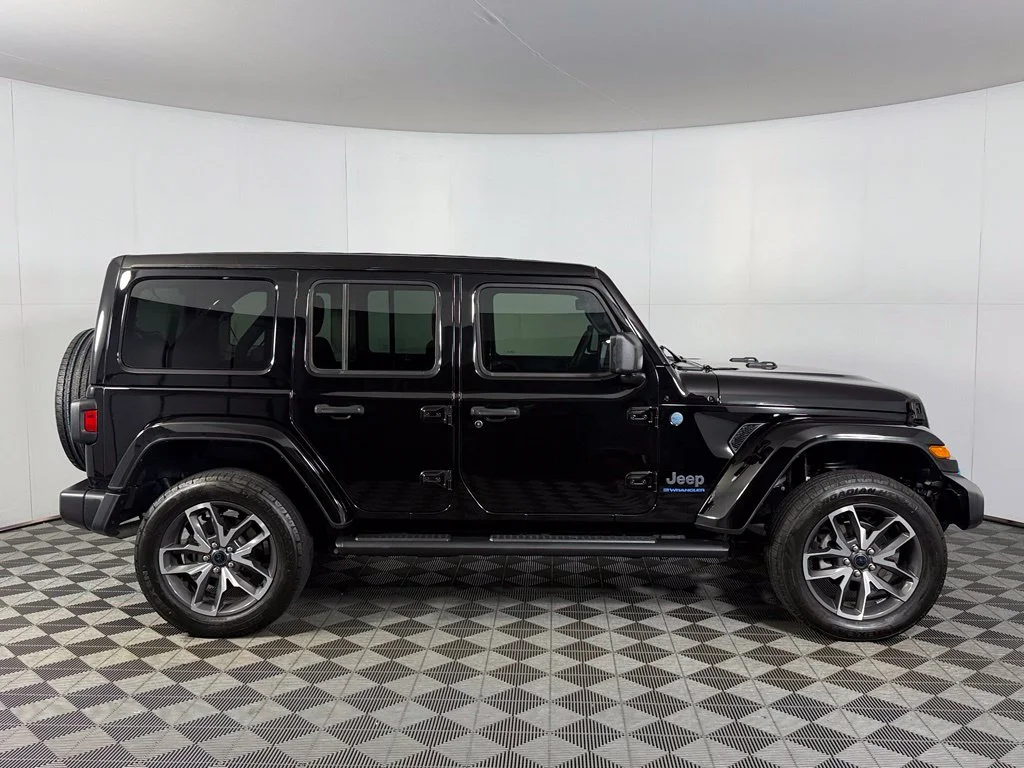 Used 2024 Black Jeep Sport S 4xe image 6