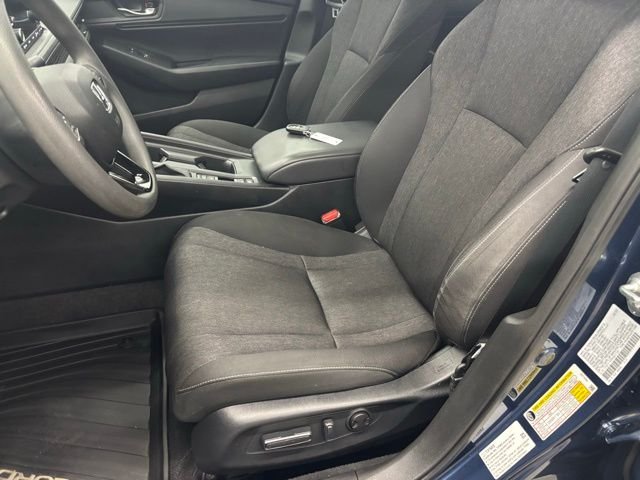 Used 2023 Black Honda EX image 12