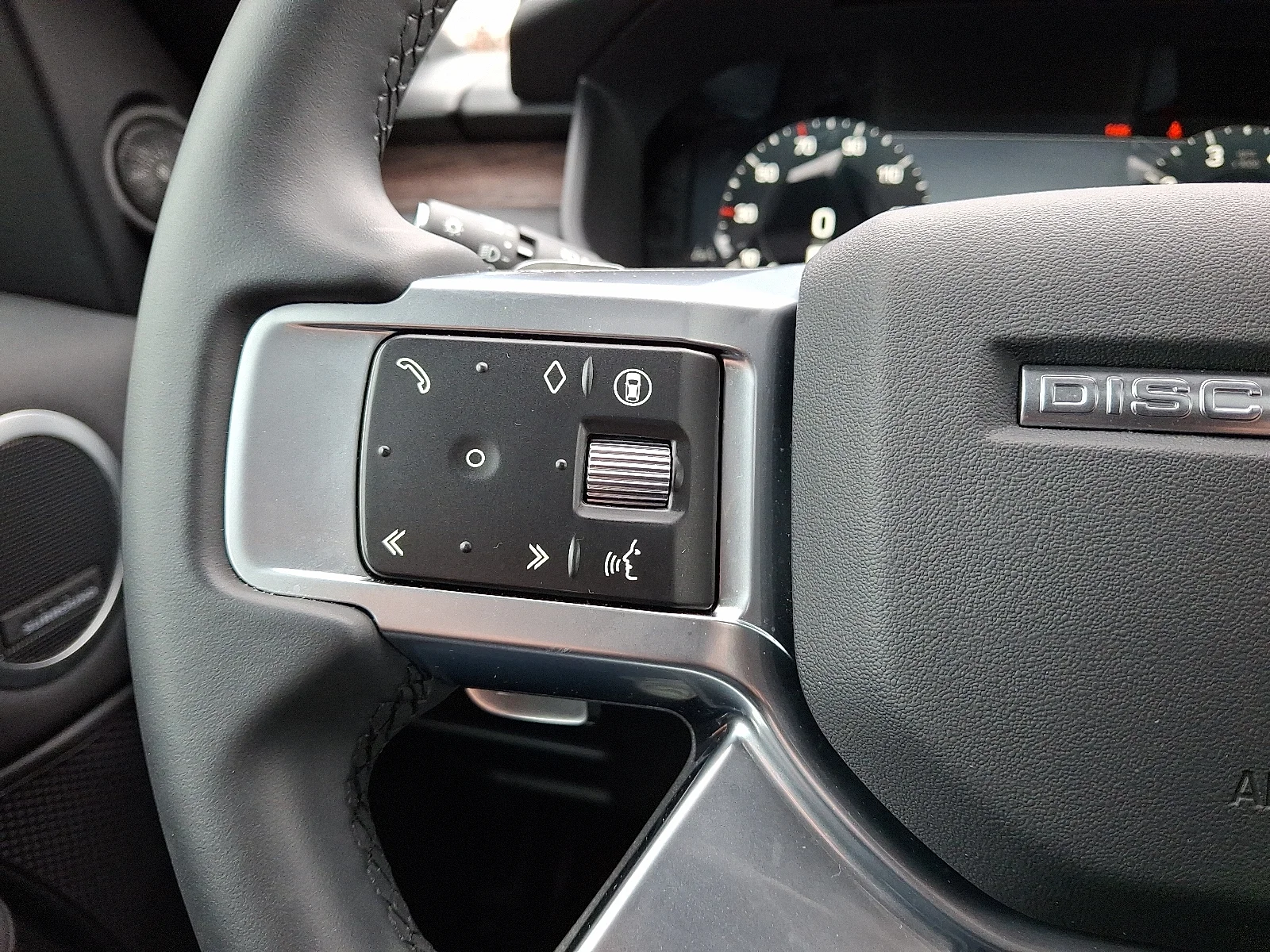 2025 Land Rover Discovery S - Photo 20