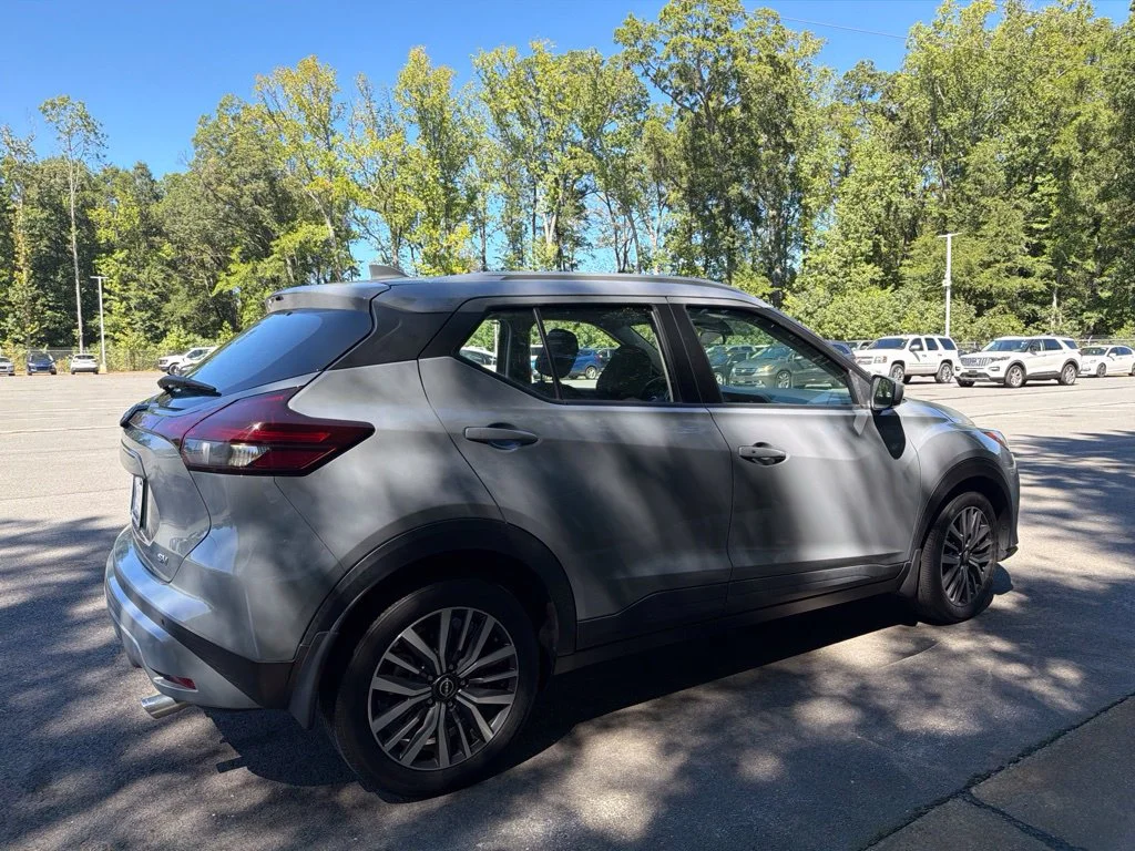 Used 2023 Gray Nissan SV image 13