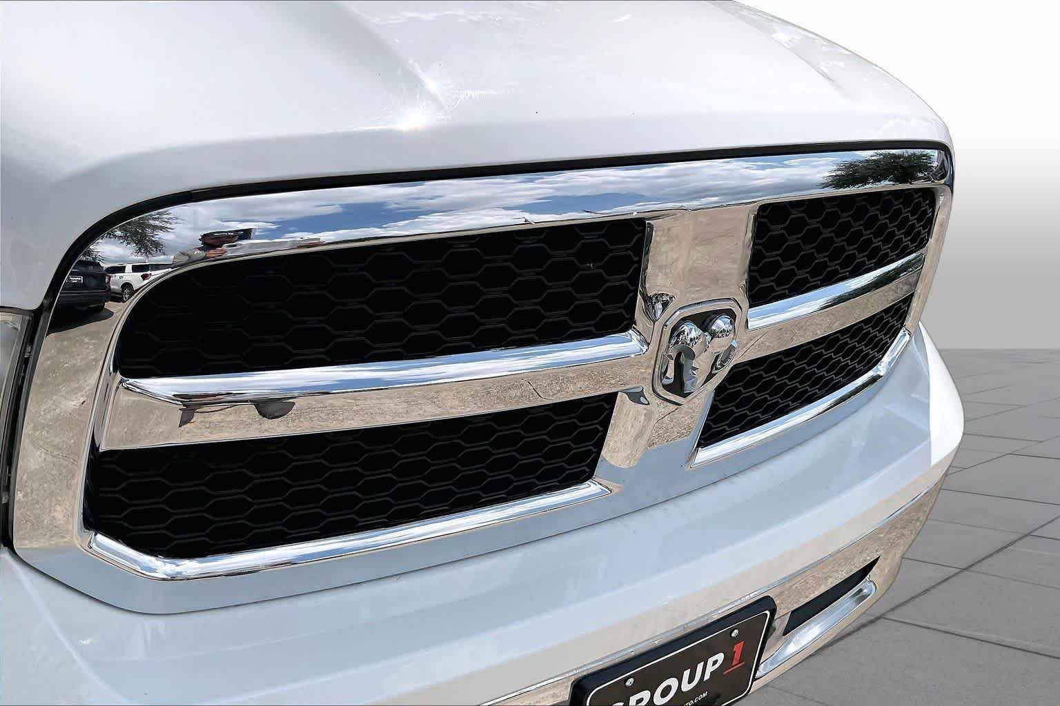 Used 2022 Bright White Clearcoat Ram SLT image 24