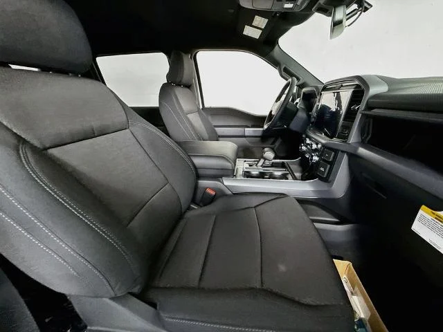New 2026 Oxford White Ford XLT image 60
