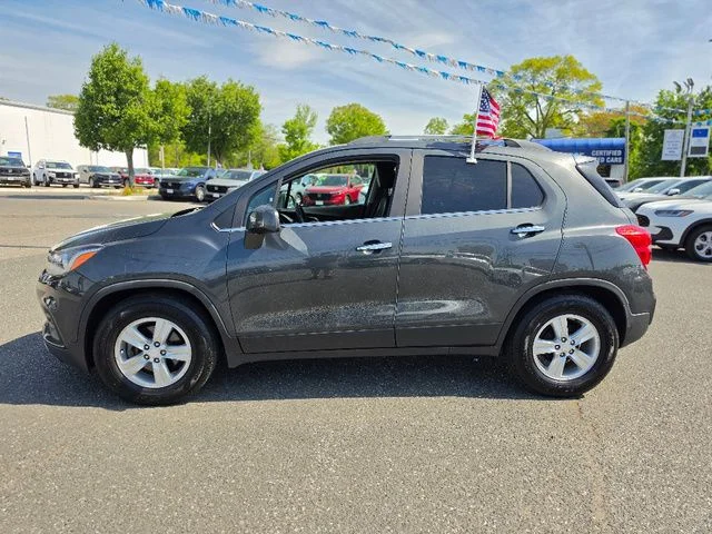 Used 2018 Chevrolet Trax LT with VIN 3GNCJLSBXJL173918 for sale in Lakewood, NJ