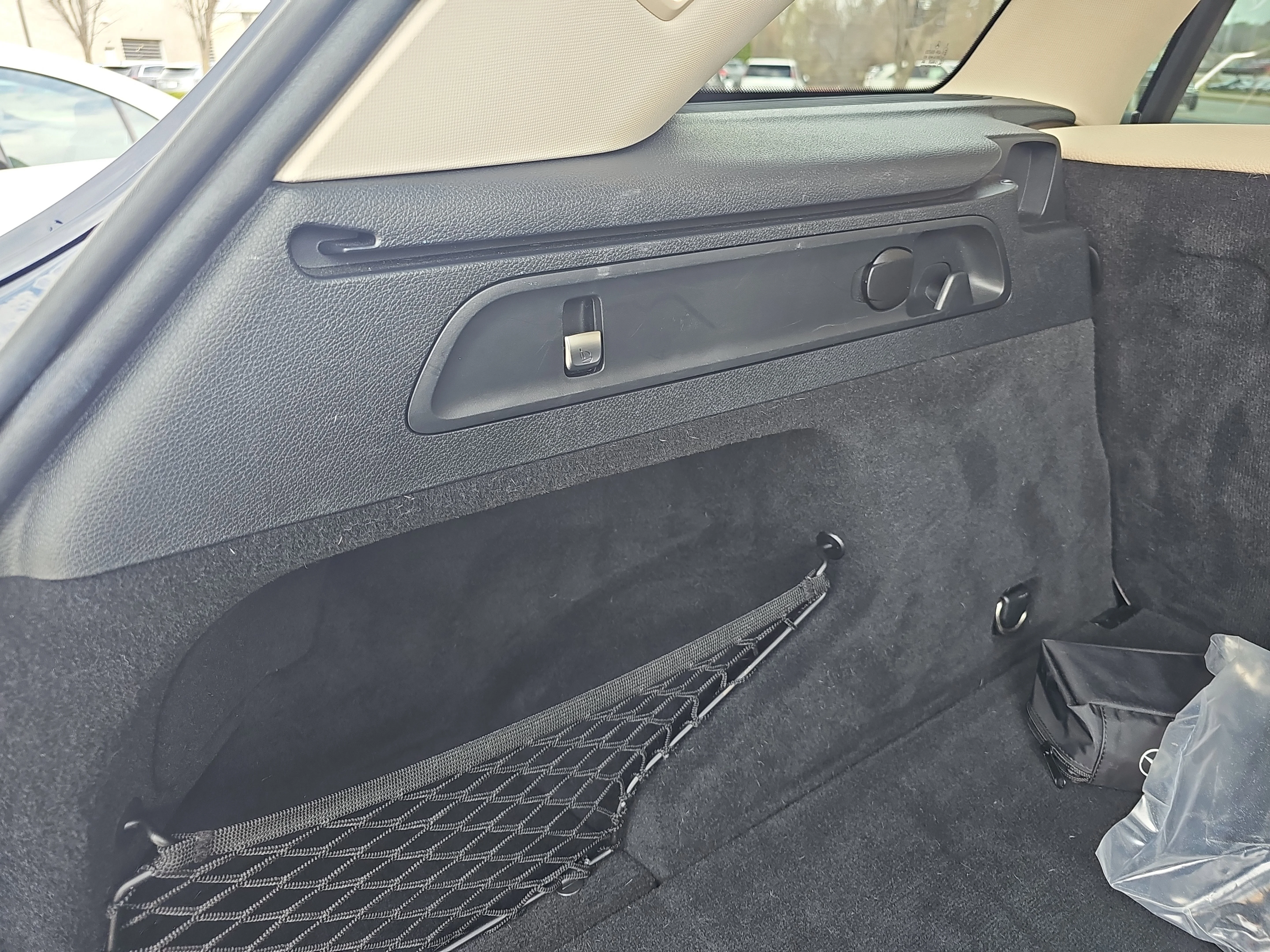 2021 Mercedes-Benz GLC GLC300 - Photo 22