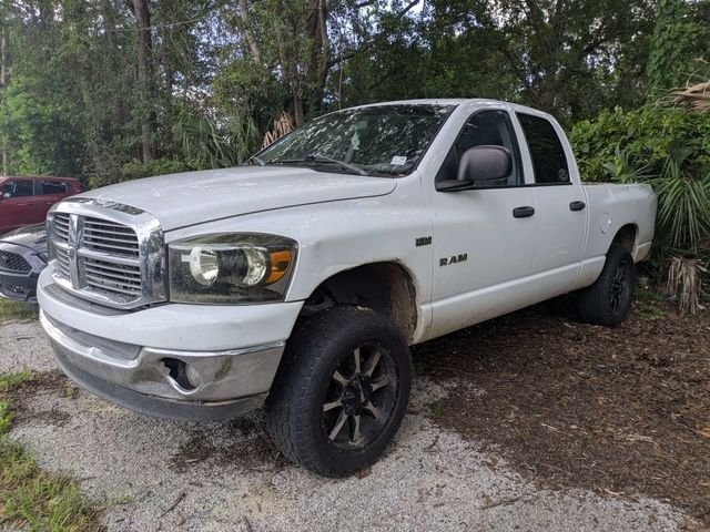 Used 2008 White Dodge SLT image 3