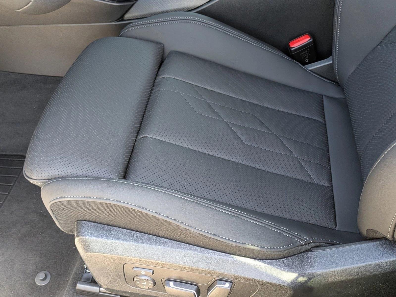 Used 2026 Dune Grey Metallic BMW 30 xDrive image 4