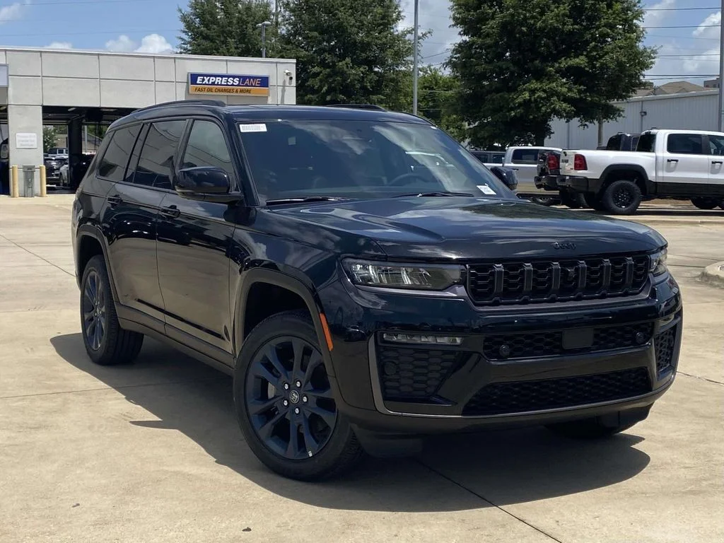 New 2026 Diamond Black Crystal Pearl-Coat Exterior Paint Jeep 85th Anniversary Edition image 27