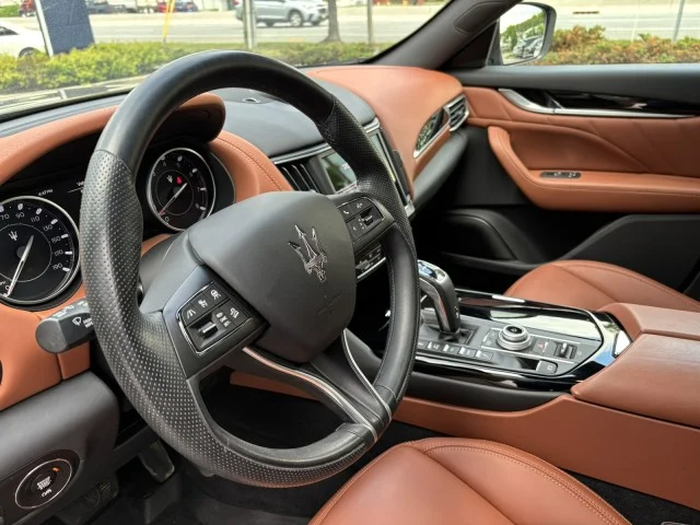 Used 2023 Blu Nobile Tri-Coat Maserati GT` ~ Tri-coat Paint Blu Nobile !!! CPO ELIGIBLE ! image 39