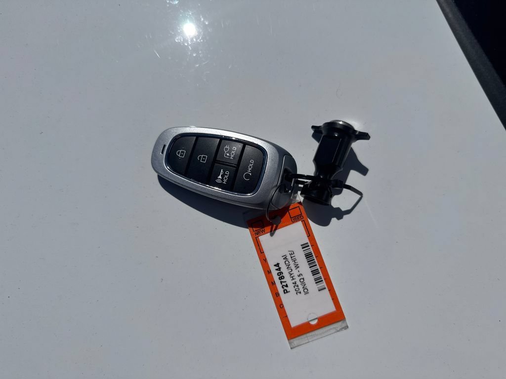 Used 2024 Atlas White Hyundai SE image 28