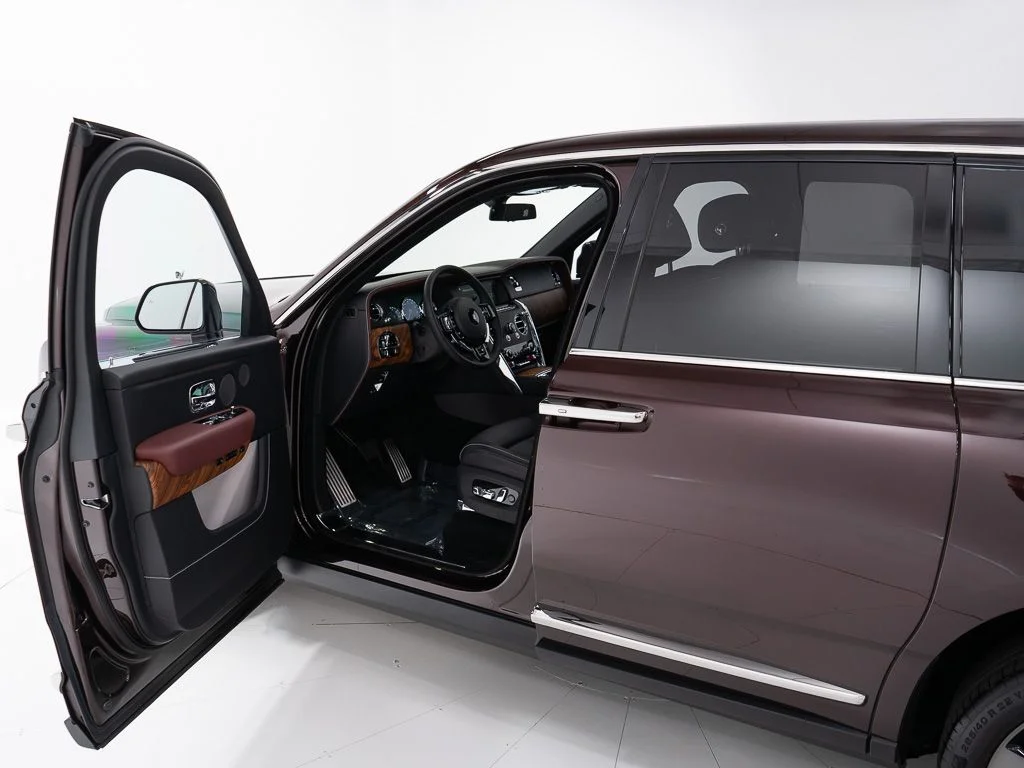 Certified Used 2023 Bohemian Red Rolls-Royce  image 10