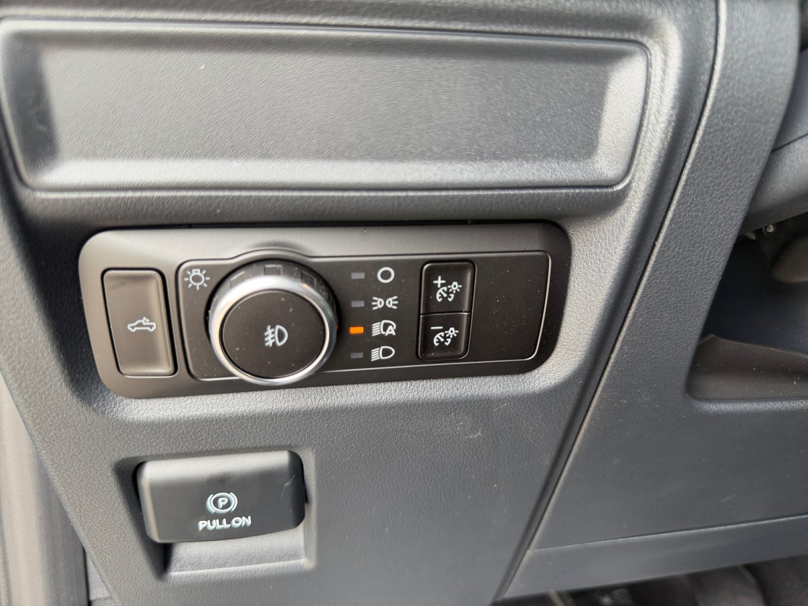 New 2026 Carbonized Gray Metallic Ford STX W/LOBO PKG image 25