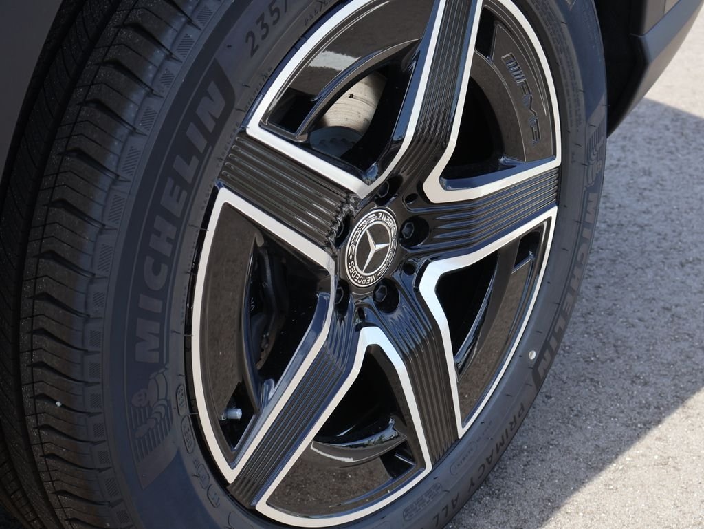 New 2026 Black Mercedes-Benz GLC 300 image 42