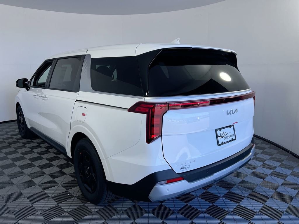 New 2026 Snow White Pearl Kia LXS image 6