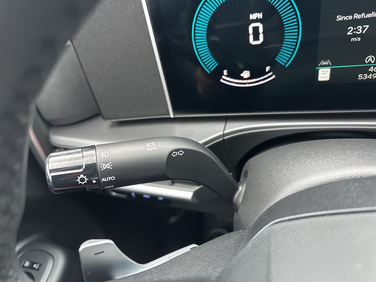 2025 Hyundai Santa Fe SE - Photo 46