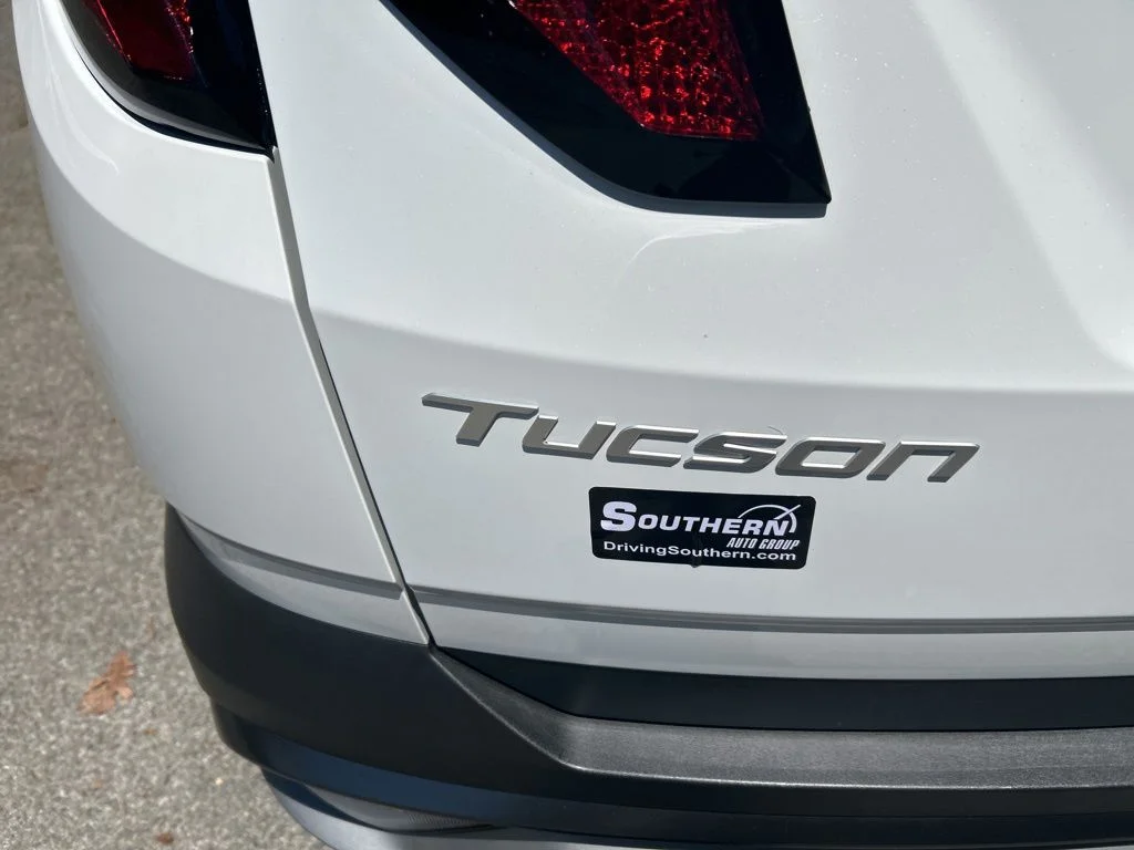 Used 2026 White Hyundai SE image 12