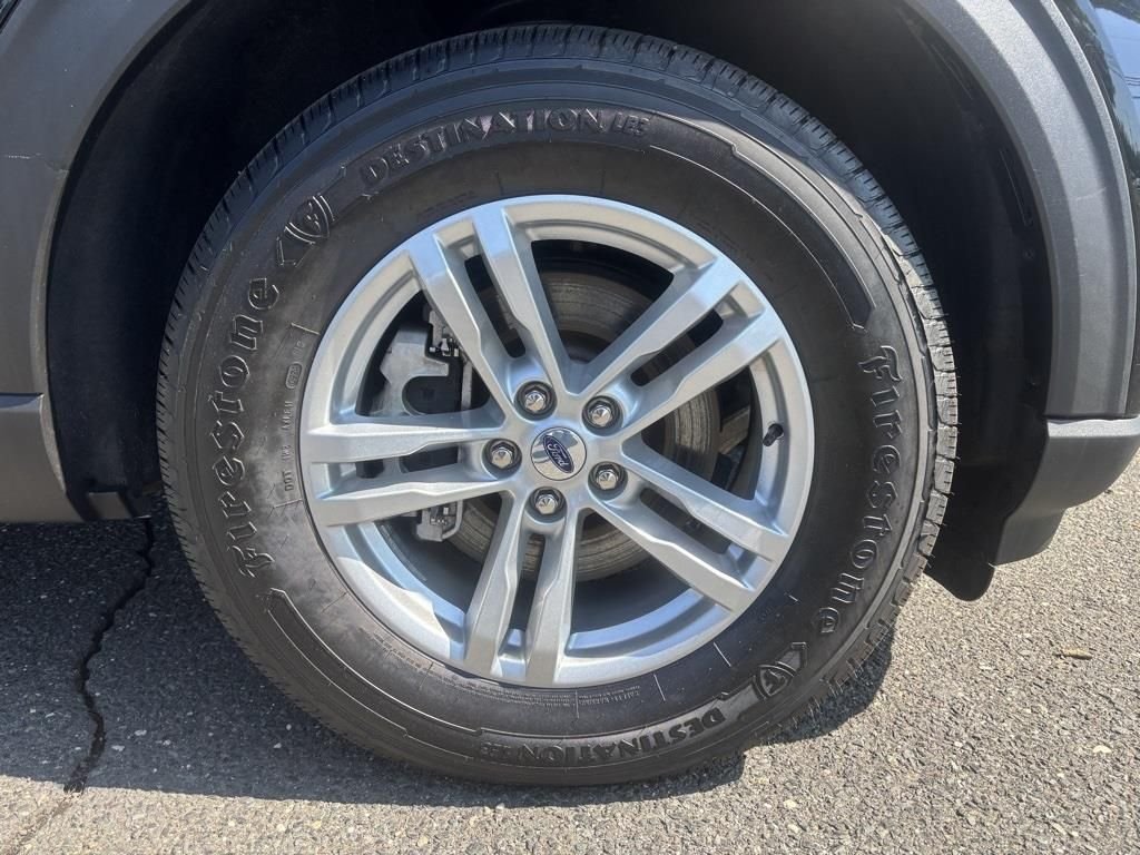 2023 Ford Explorer XLT - Photo 11