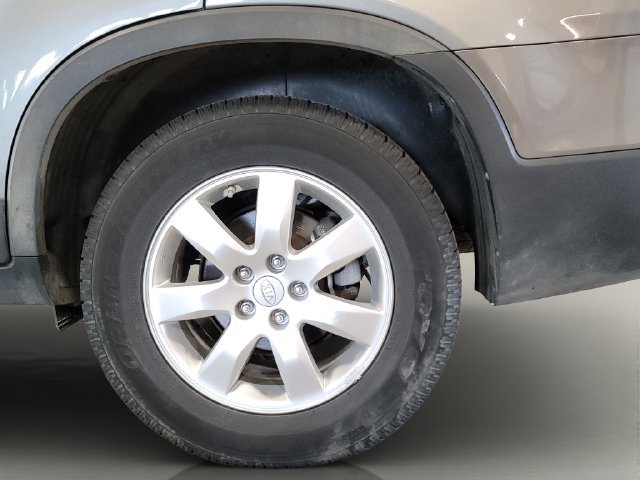 Used 2011 Titanium Silver Kia LX image 36