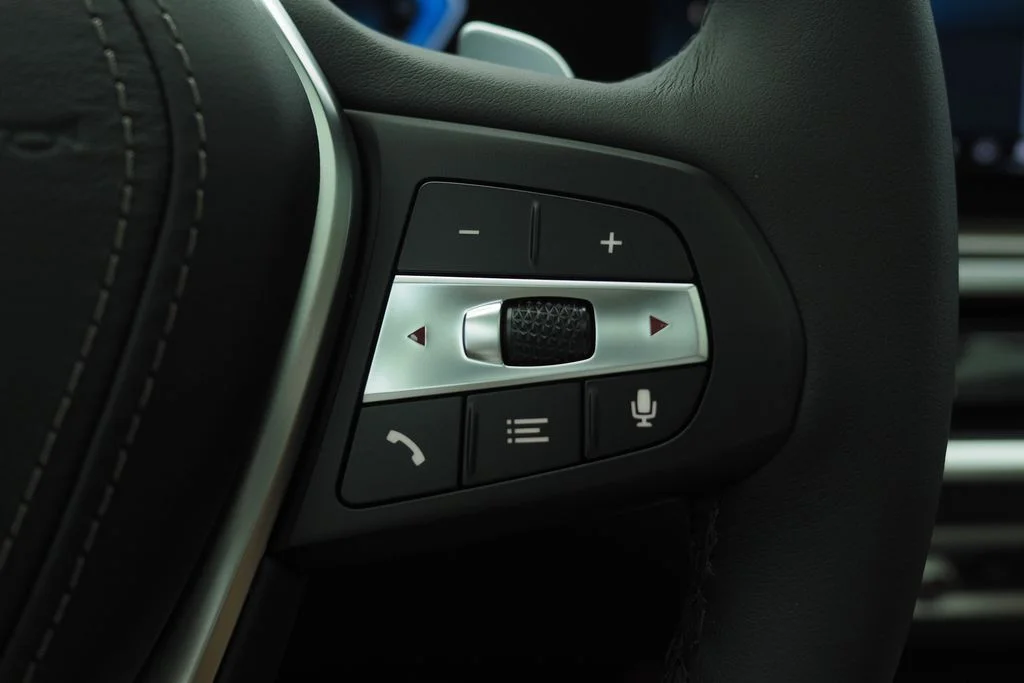 New 2026 Black Sapphire Metallic BMW xDrive50e image 13