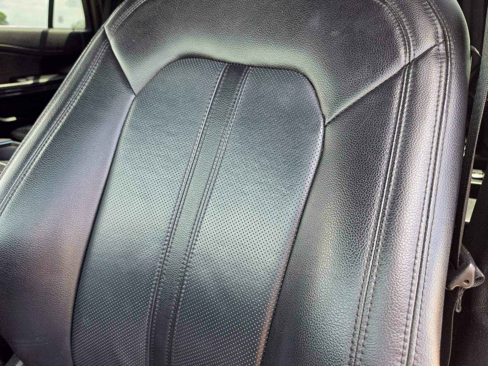 Used 2021 Black Ford Limited image 15