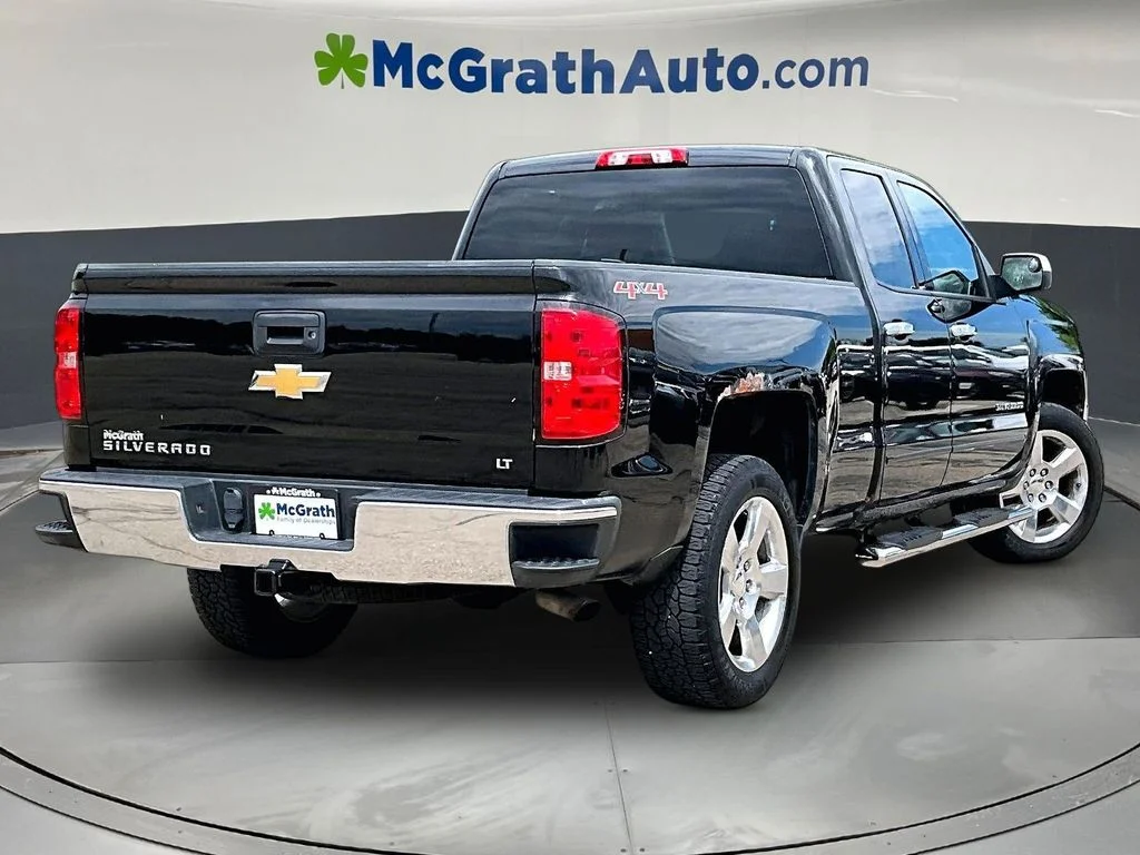 Used 2015 Black Chevrolet LT image 7