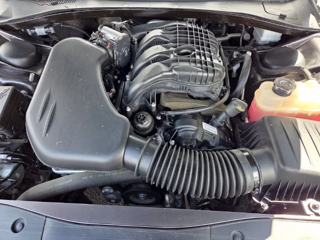 Used 2023 Gray Dodge SXT image 33