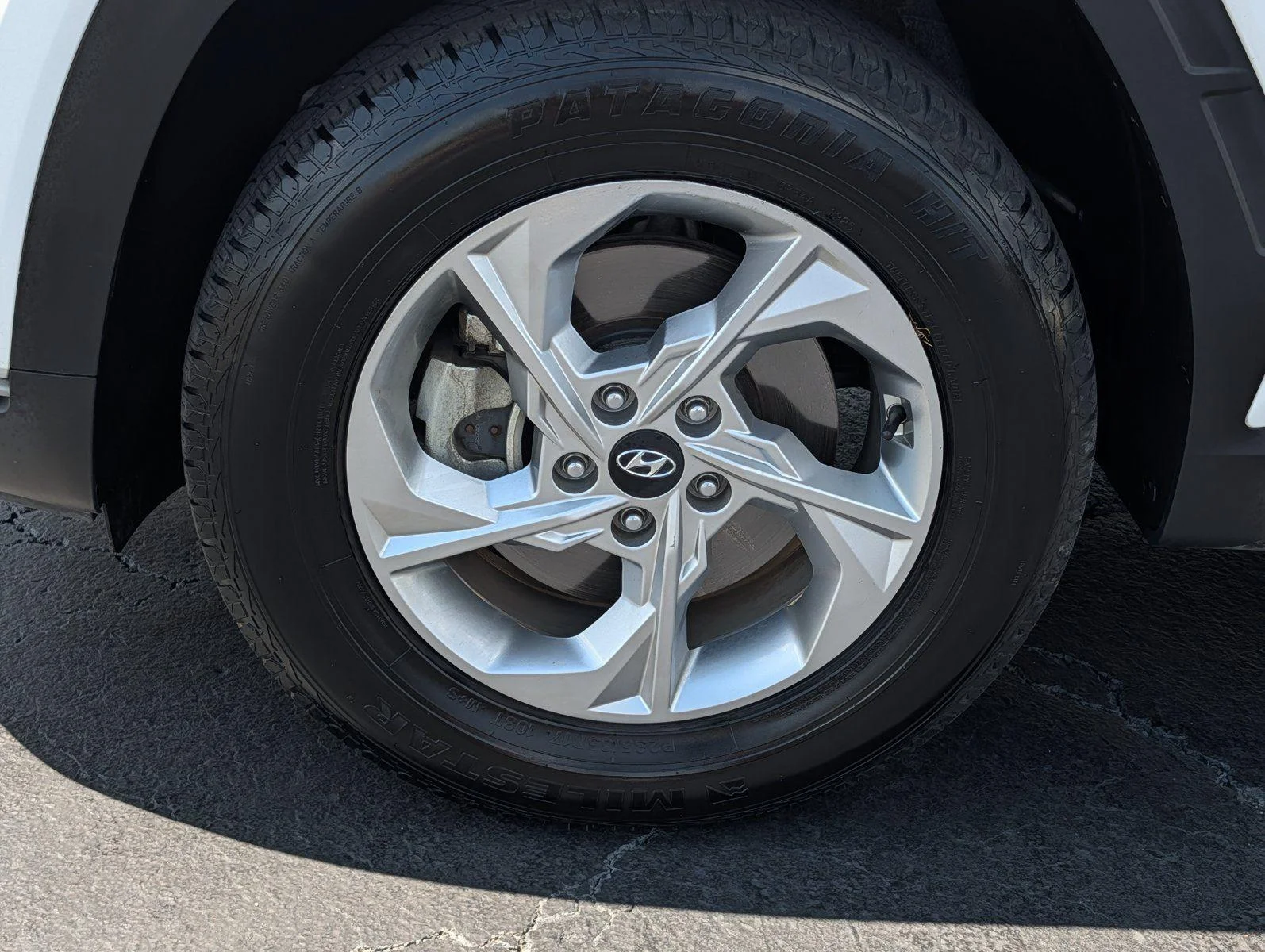 Used 2024 White Pearl Hyundai SEL image 11