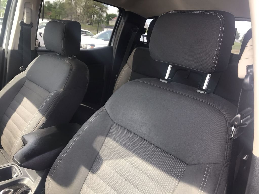 Used 2023 Silver Ford XLT image 11