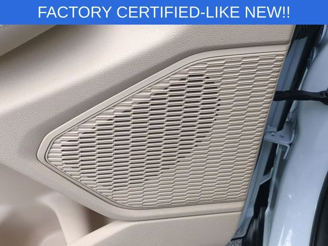 Used 2025 White Jeep Limited image 15