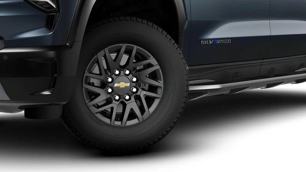New 2026 Blue Smoke Metallic Chevrolet LT - Standard Range image 52