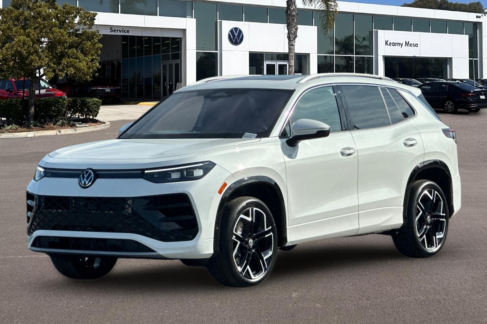 New 2026  Volkswagen SEL R-Line Turbo image 8