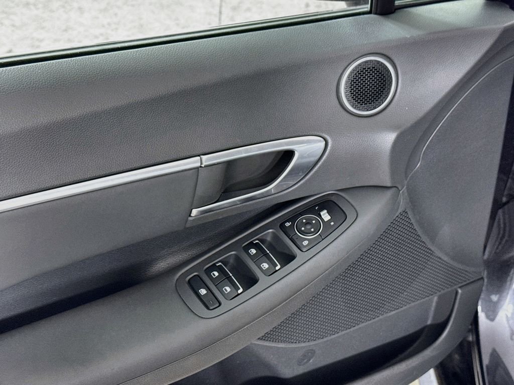 Used 2020 Portofino Gray Hyundai SEL image 19