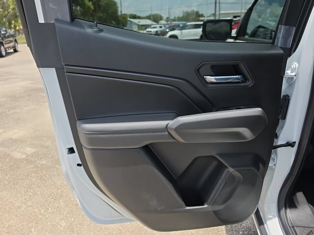 New 2026 Summit White Chevrolet LT image 10