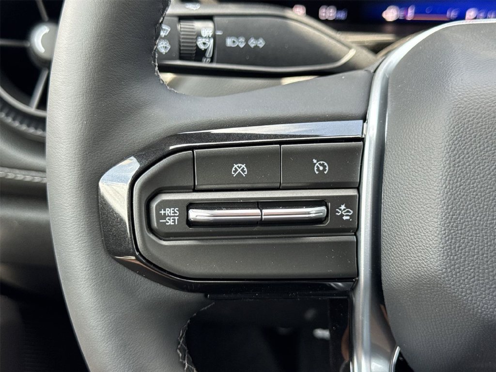 2026 Chevrolet Colorado LT - Photo 11