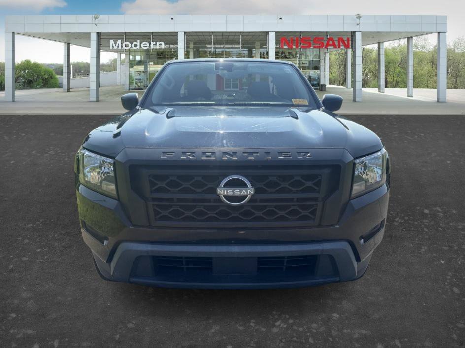 Used 2022 Super Black Nissan S image 9