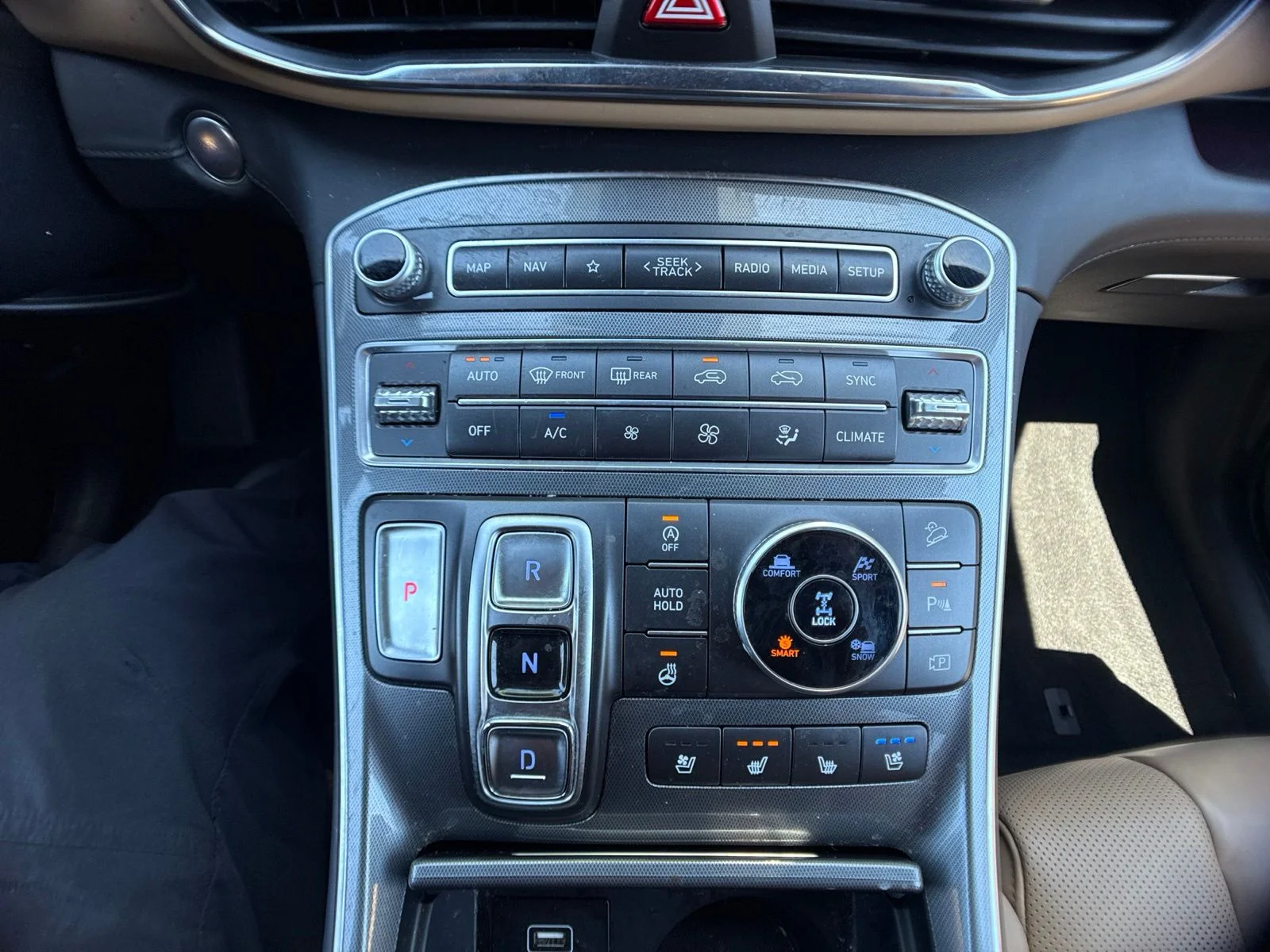 Used 2023 Gray Hyundai Calligraphy image 25