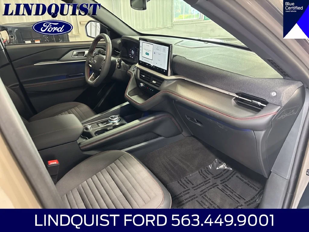 Certified Used 2026 Gray Ford ST-Line image 19